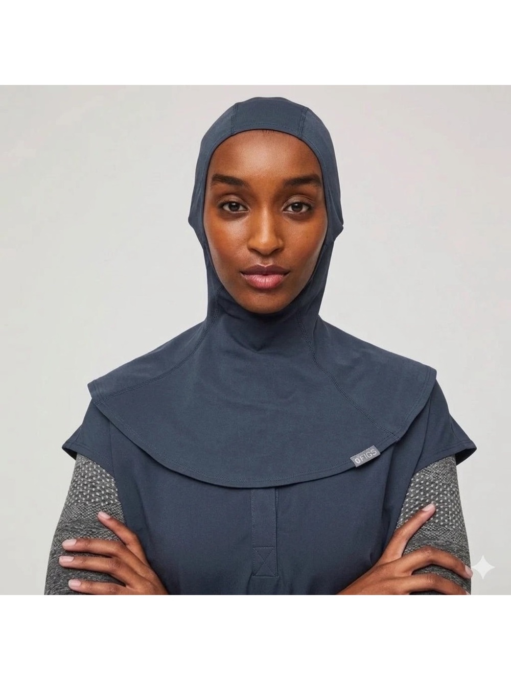 Figs Medical Women’s Hijab in Navy Sky size XS/S (Pack of 9)